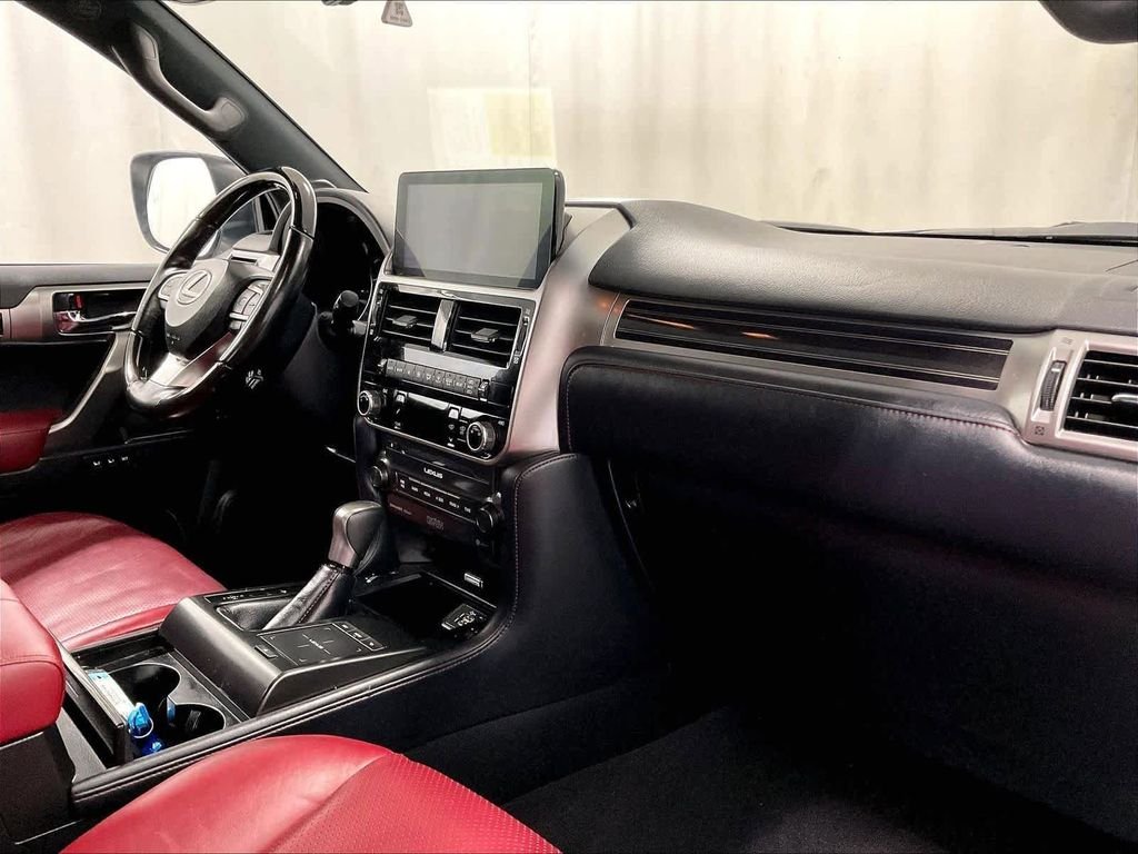 Used 2023 White Lexus 460 Luxury image 17