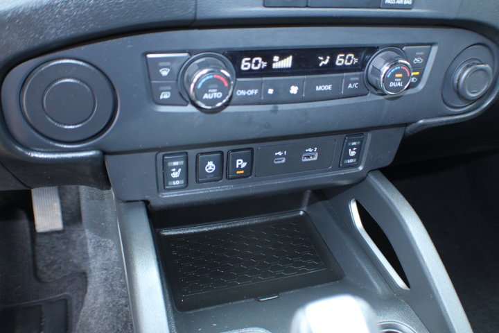 Used 2023 Glacier White Nissan SV image 13
