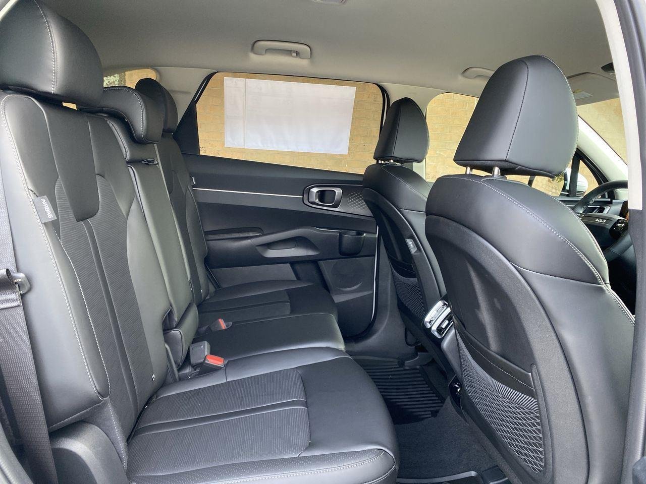 2026 Kia Sorento S - Photo 25