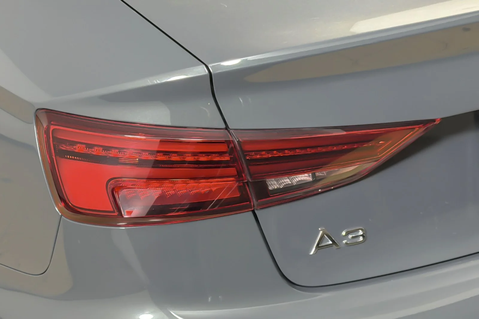 Used 2019 Nano Gray Metallic Audi Premium 40 TFSI image 25