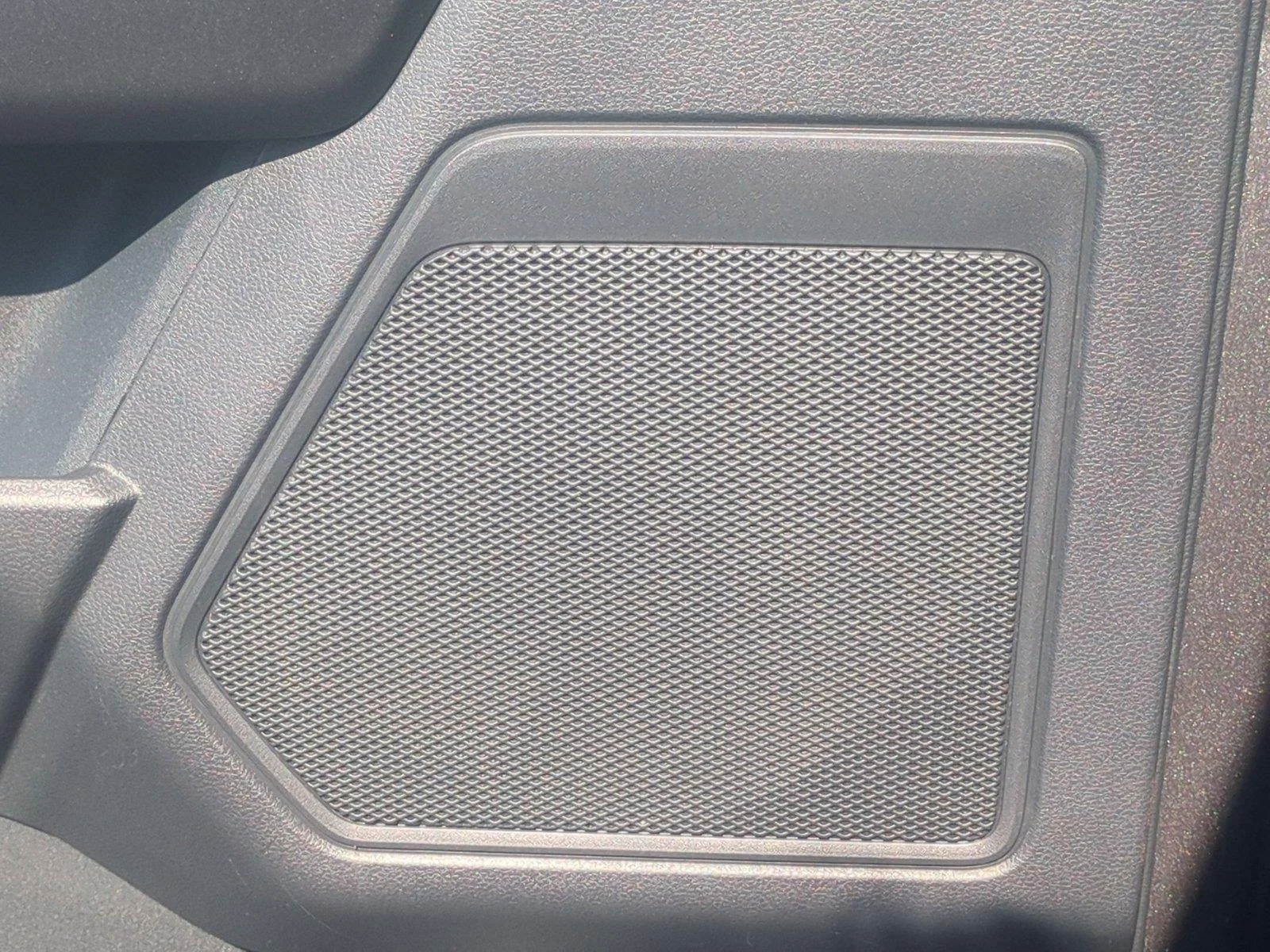 Used 2022 Carbonized Gray Metallic Ford XL image 17