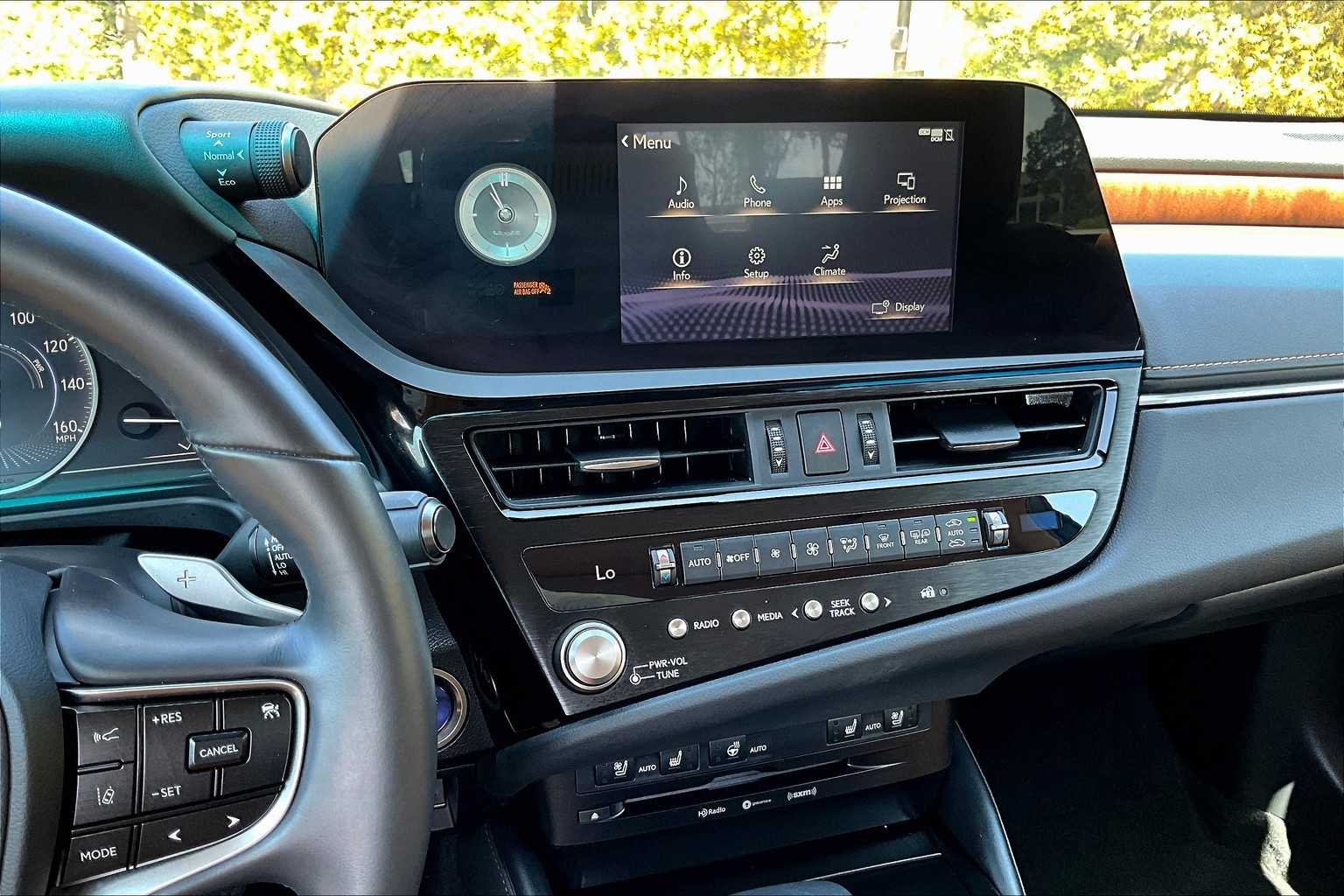 Certified Used 2022 MOONBEAM BEIGE MET. Lexus  image 6