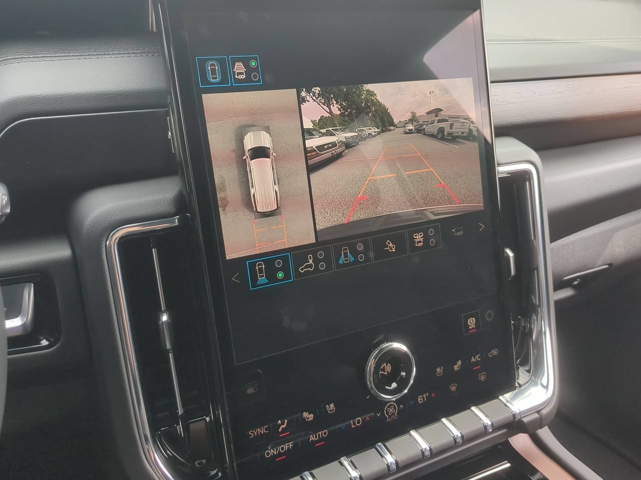 2026 GMC Yukon XL Denali - Photo 15