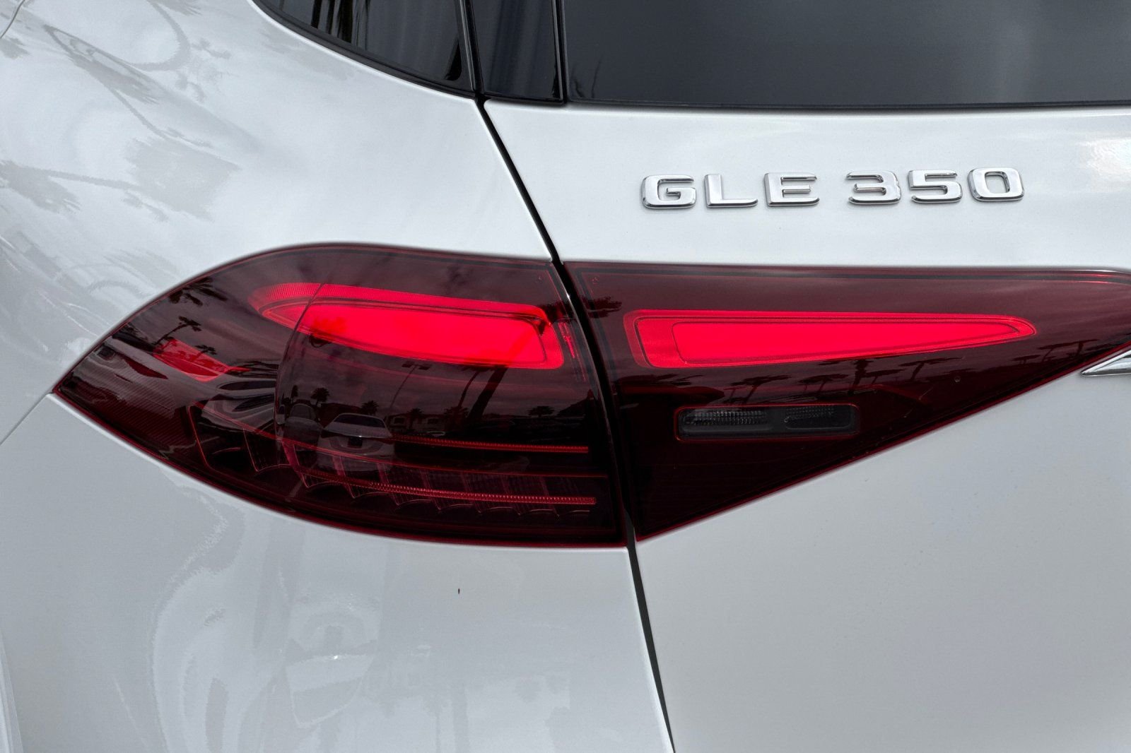 New 2026 Polar White Mercedes-Benz GLE 350 image 14