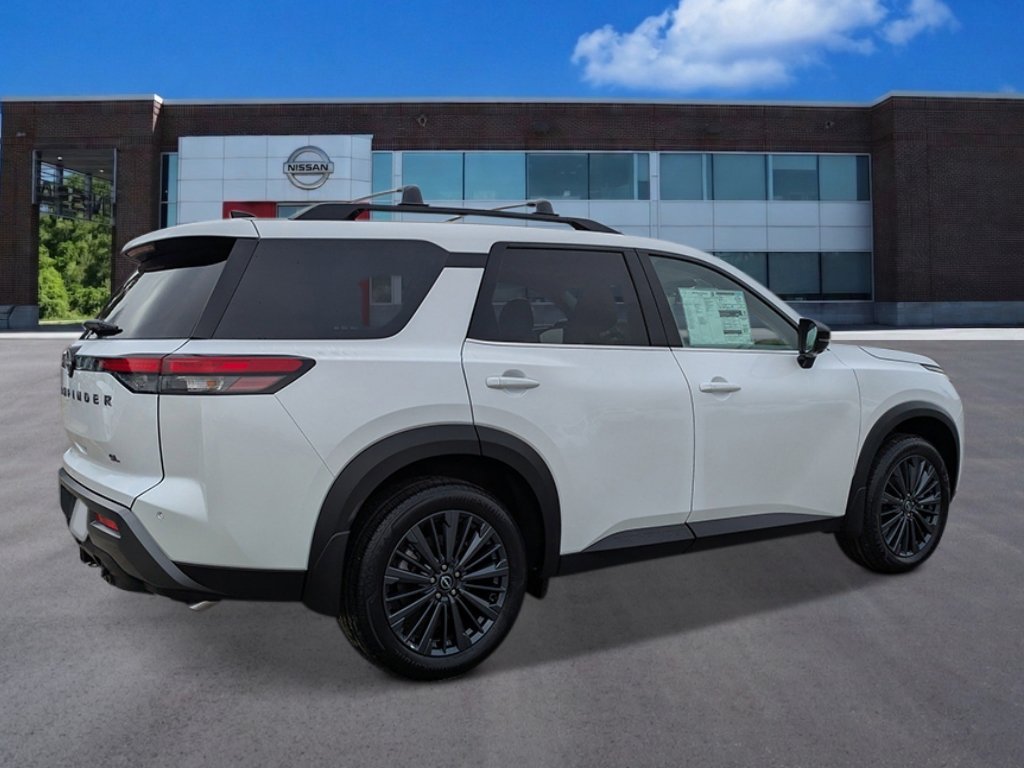 New 2026 Everest White Pearl Tricoat Nissan SL image 5