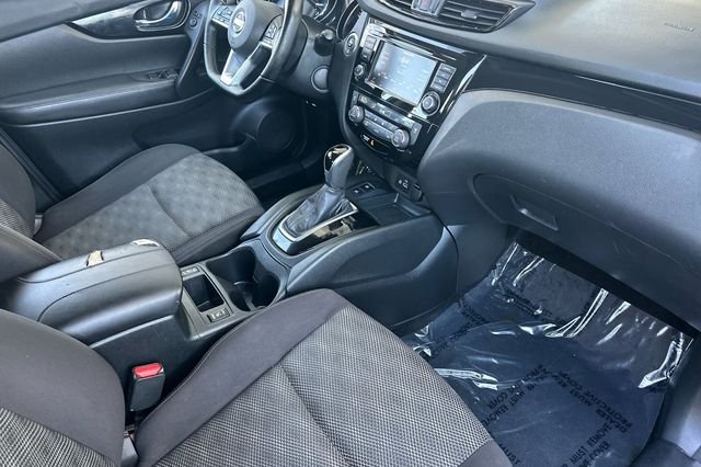 Used 2019 Gun Metallic Nissan SV image 17