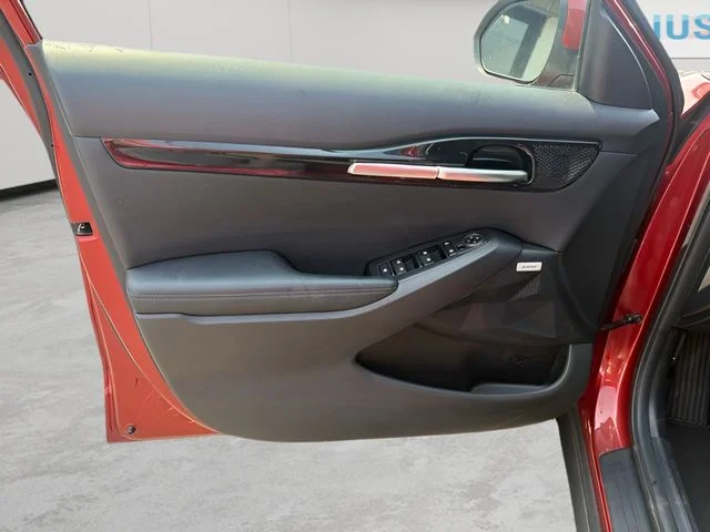 Used 2021 Orange Kia SX image 9
