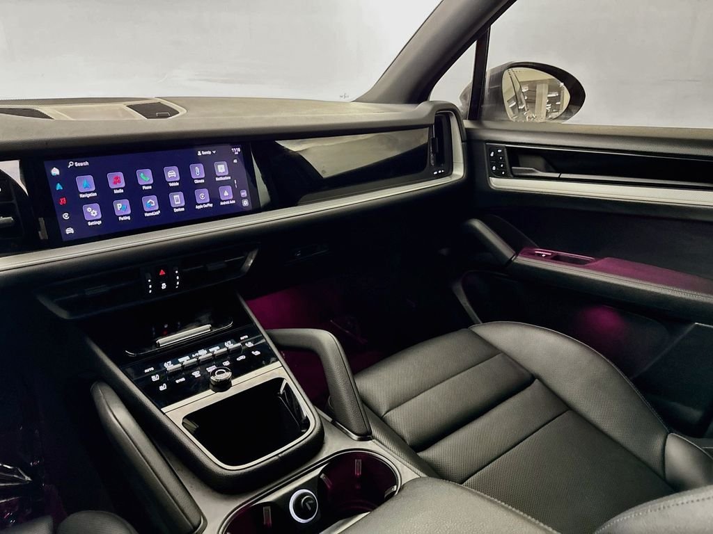 Used 2024 Black Porsche Base image 24