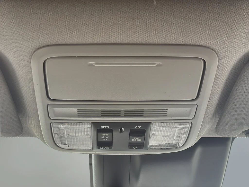 Used 2019  Honda EX-L image 40