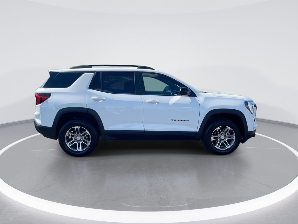 Used 2026 Summit White GMC Elevation image 9