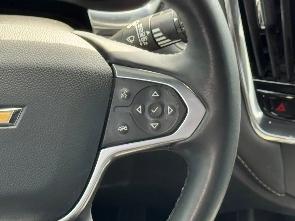 Used 2023 Gray Chevrolet Premier image 30