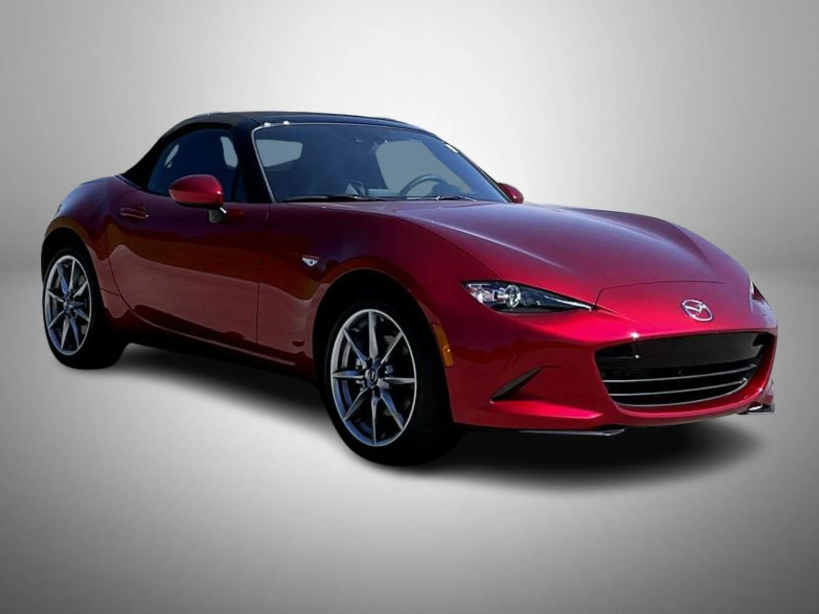 Certified Used 2022 Red Mazda Grand Touring image 3