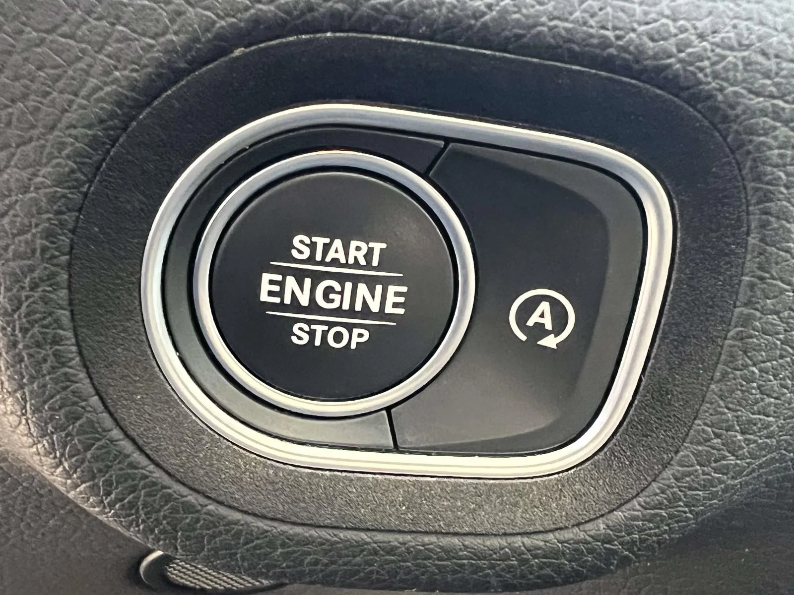 Certified Used 2023  Mercedes-Benz GLS 450 image 31