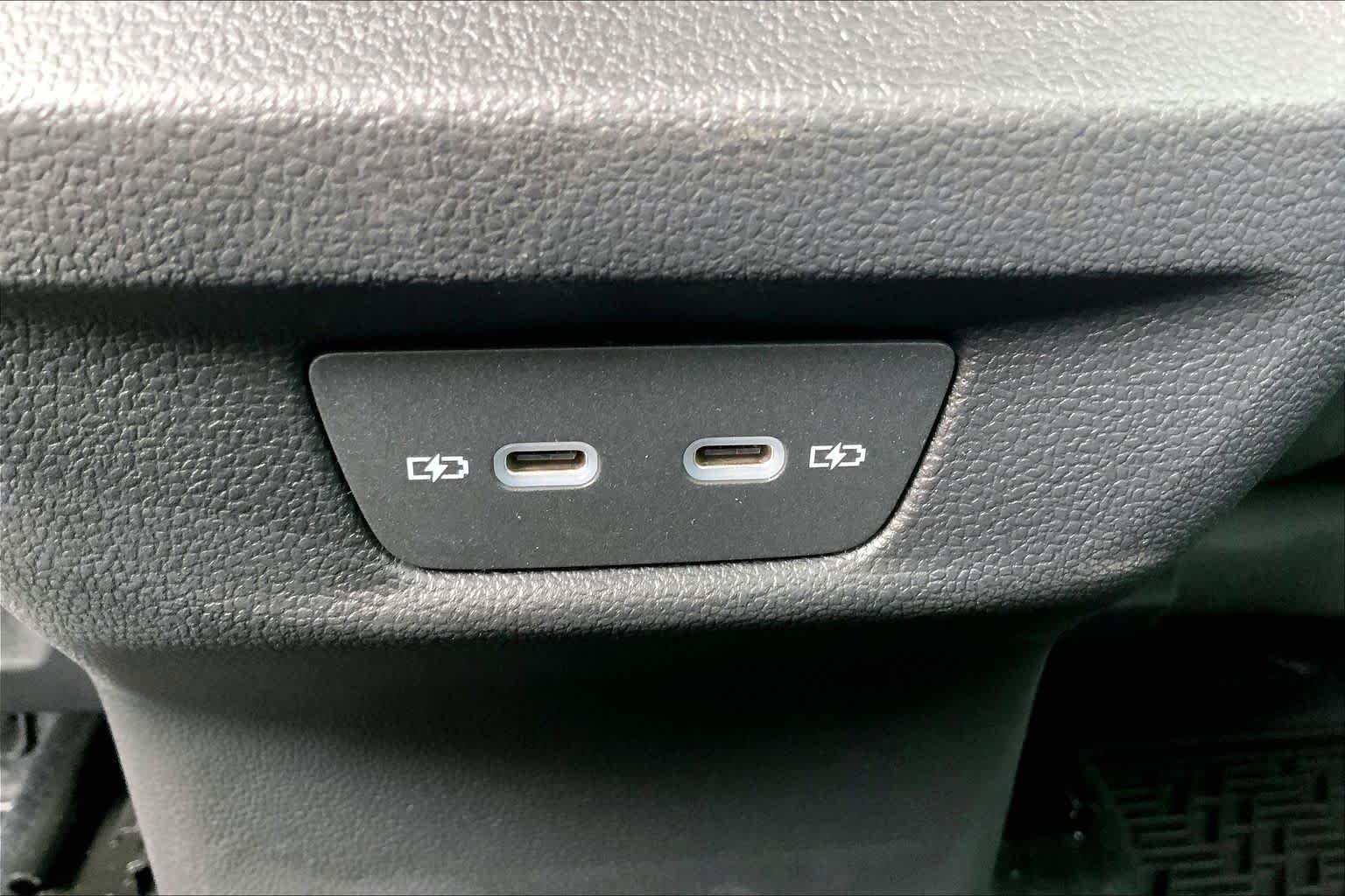 New 2026 Platinum Gray Metallic Volkswagen S image 20