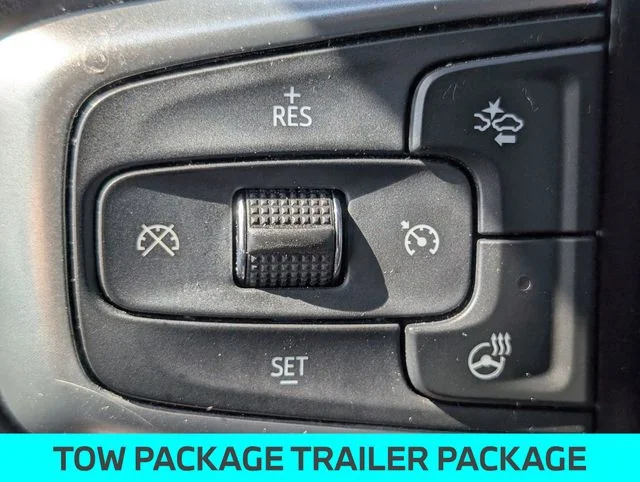 Used 2025 White Chevrolet LT image 19