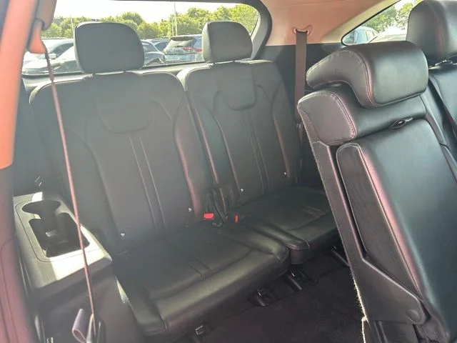 Used 2024 Silver Kia S image 15