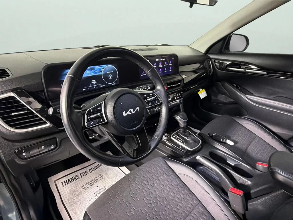 2024 Kia Seltos S - Photo 18