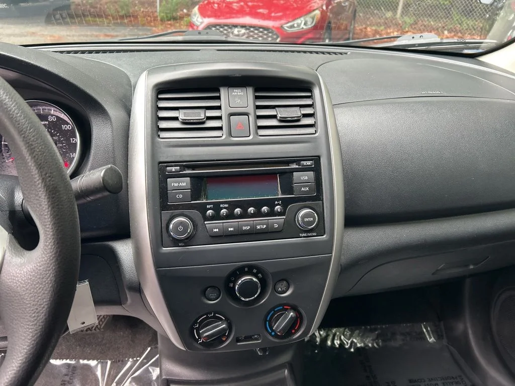 Used 2016 Blue Nissan 1.6 SV image 18
