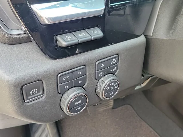 2024 Chevrolet Silverado 2500HD High Country - Photo 26