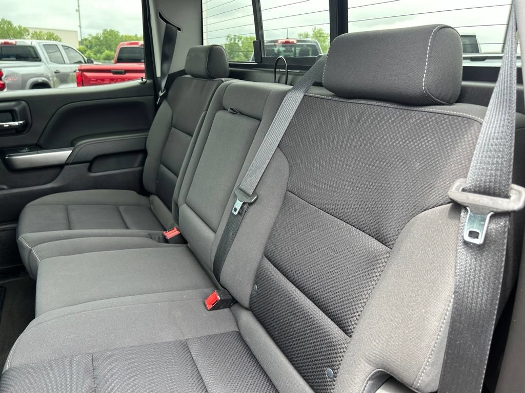 Used 2018 CAJUN RED TINTCOAT Chevrolet LT image 35