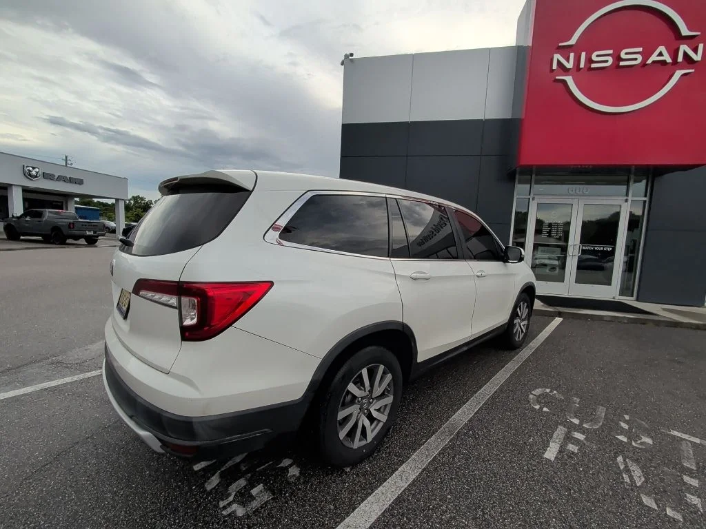 Used 2021 White Honda EX-L image 15