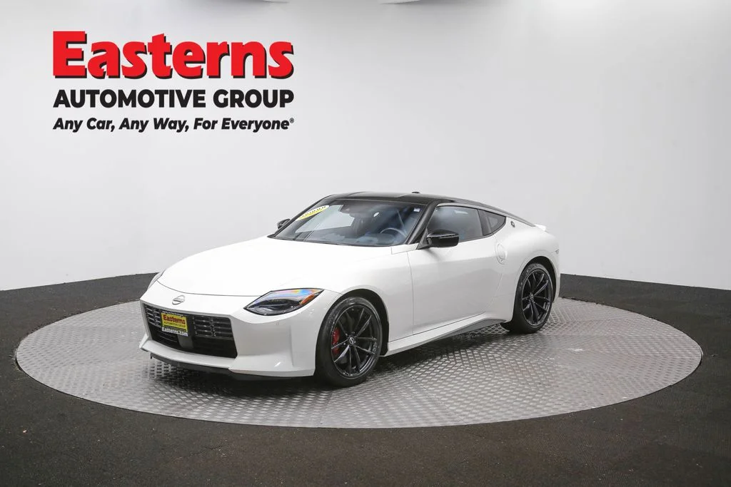 Used 2025 White Nissan Performance image 53