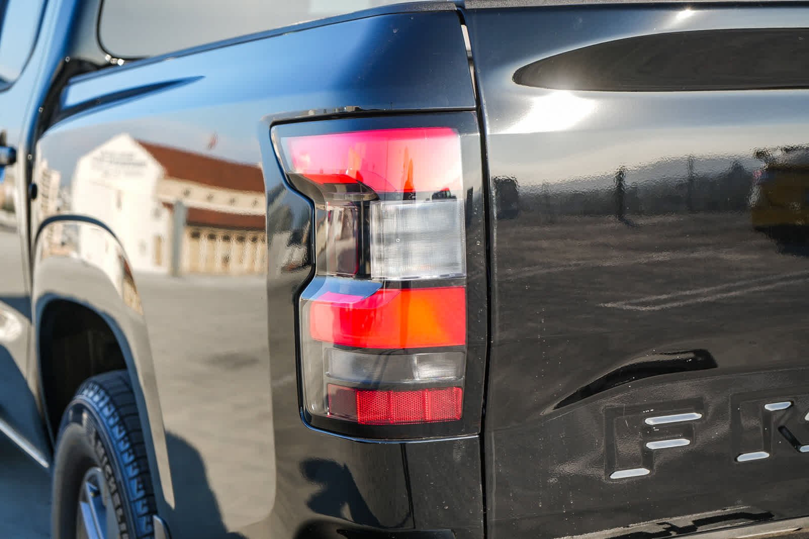 Nueva Nissan Crew Cab SV Super Black 2027, imagen 9