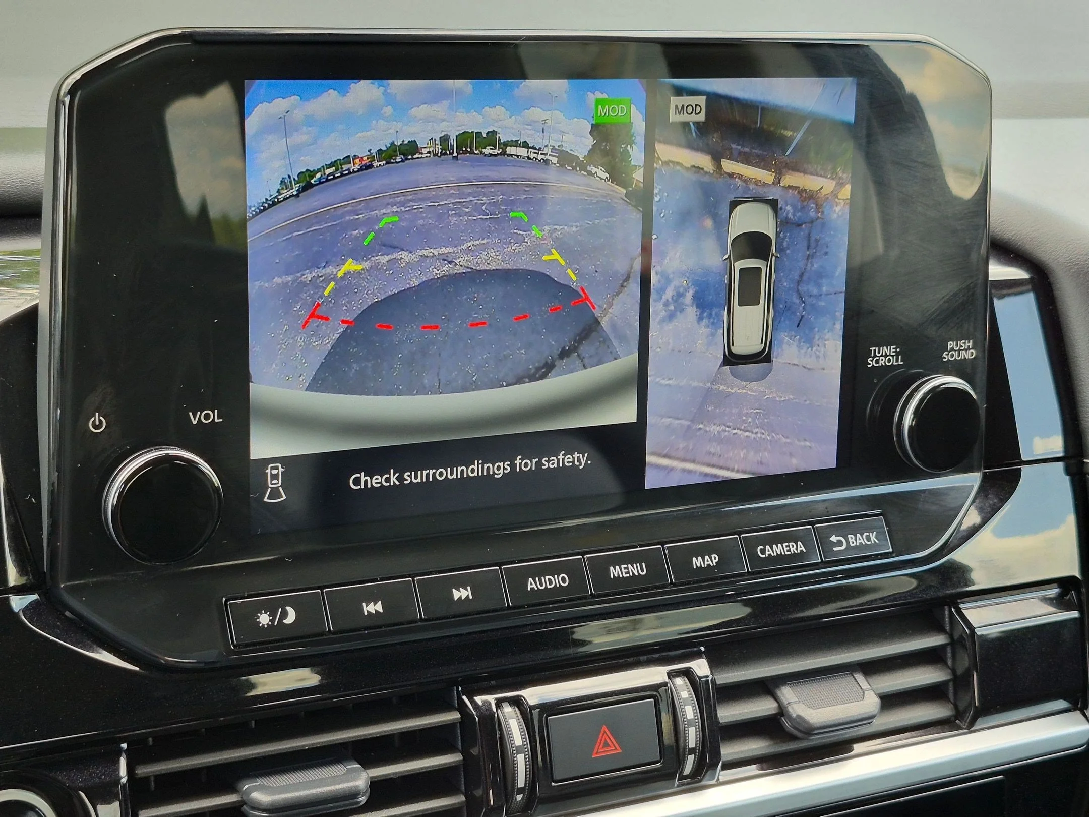 Used 2024 Super Black Nissan SL image 20