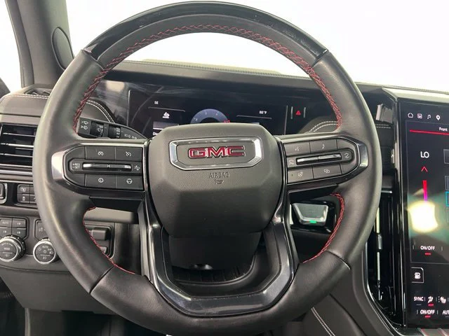 2025 GMC Yukon AT4 Ultimate - Photo 19