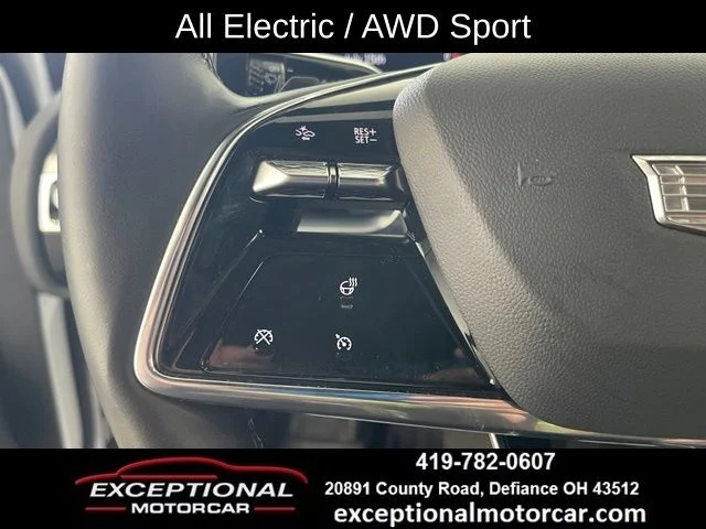 Used 2024 White Cadillac Sport image 38