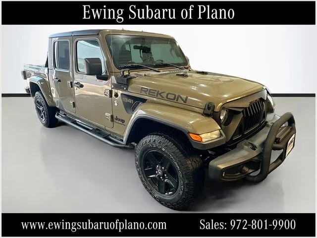2020 Jeep Gladiator Sport S's photo