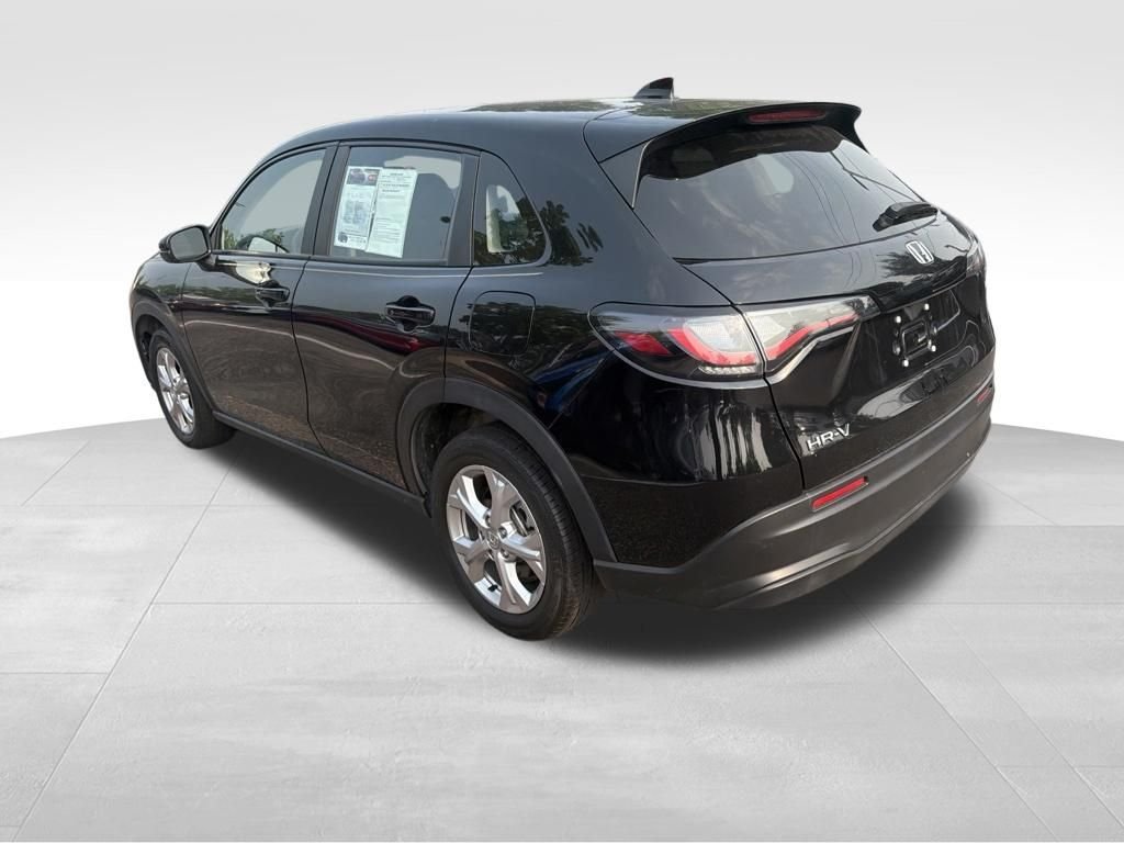 Used 2025 Black Honda LX image 9