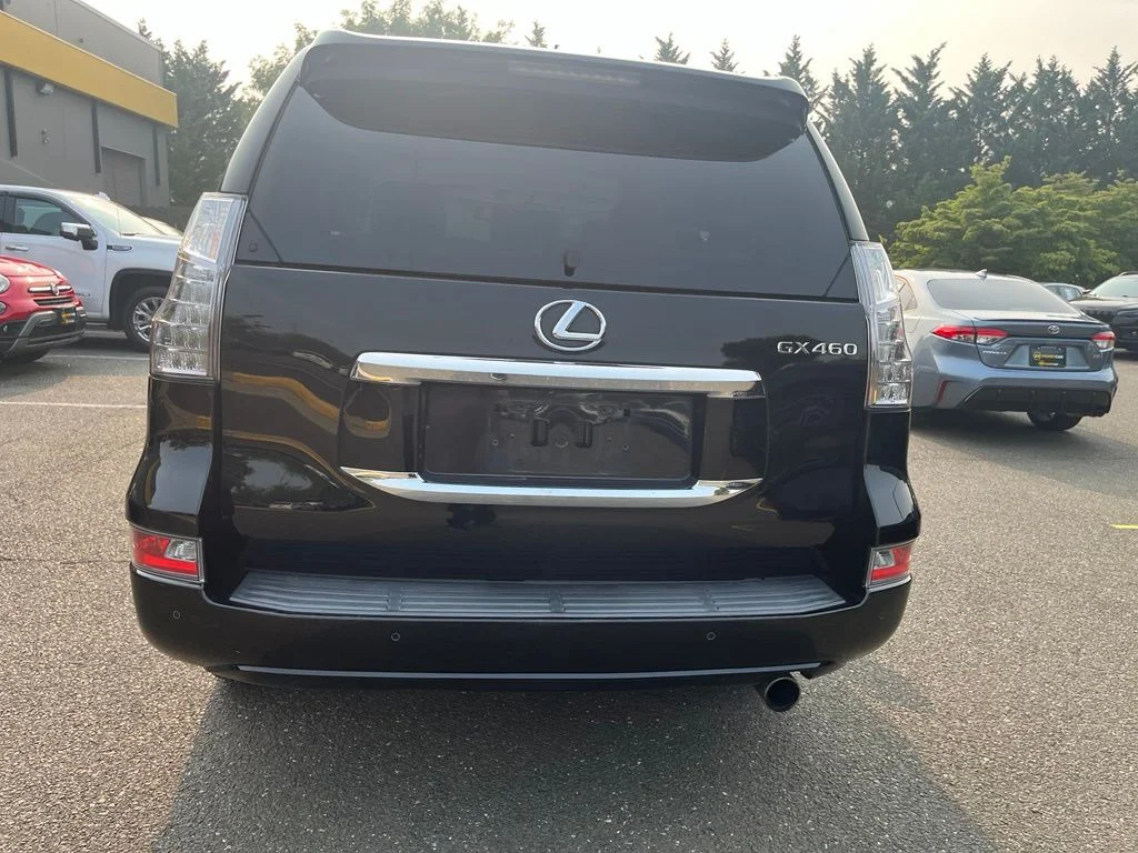 Used 2017 Black Lexus 460 image 6