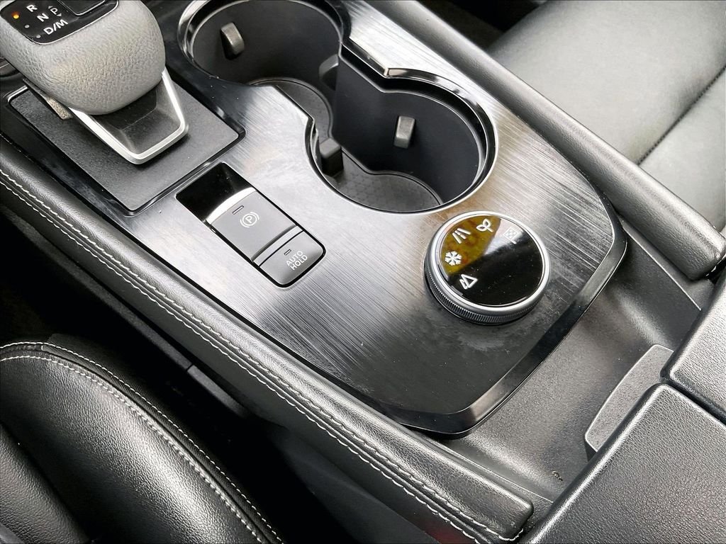 Used 2023 Gray Nissan SL image 27