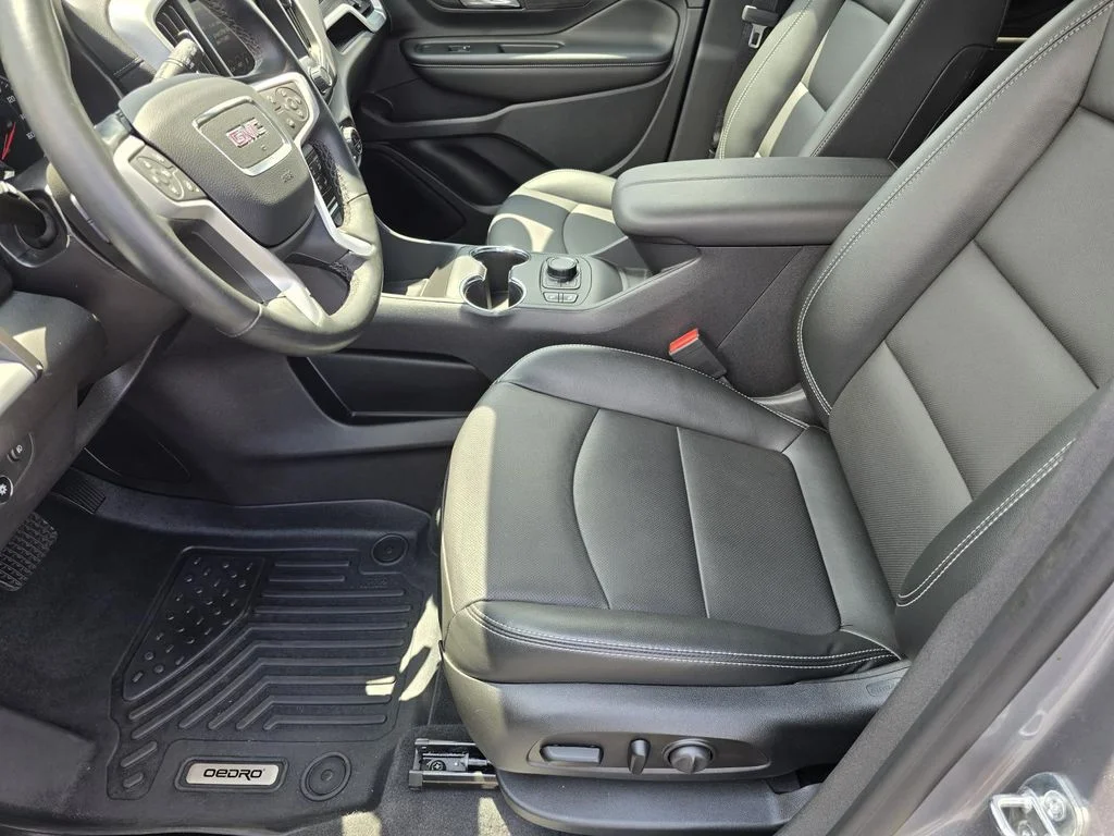 Certified Used 2023 STERLING METALLIC GMC SLT image 9