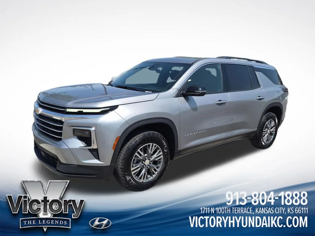 Used 2025 Gray Chevrolet LT image 1