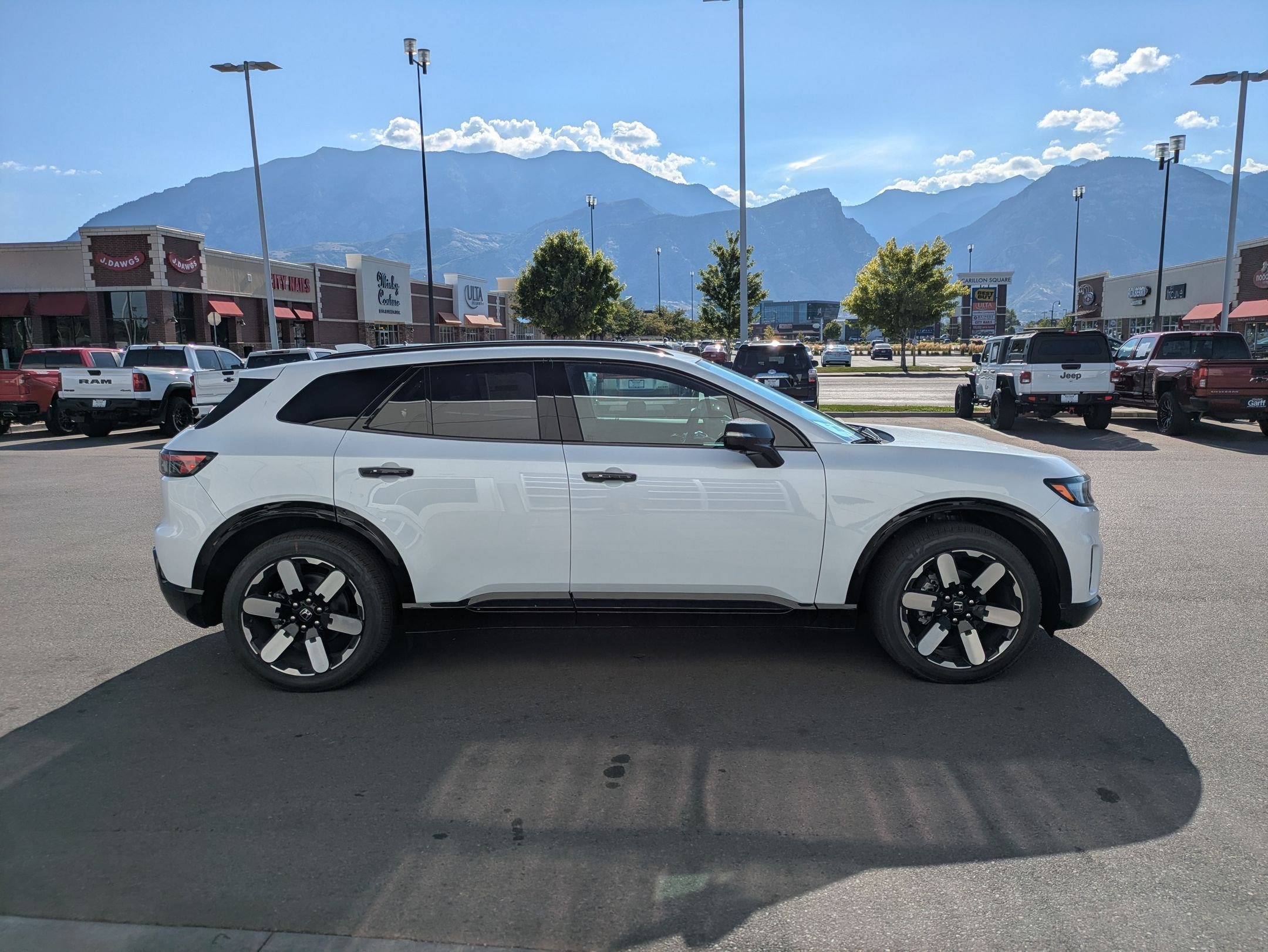 New 2026 Frostline White Pearl Honda Elite image 2