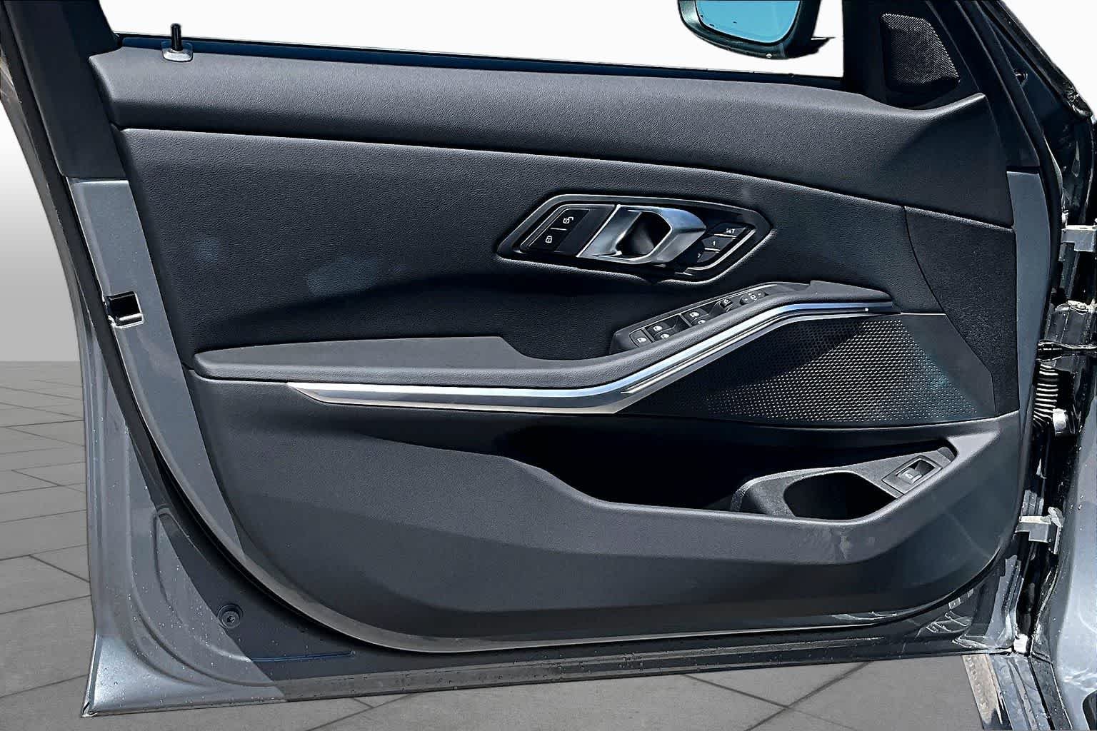New 2026 Skyscraper Grey Metallic BMW 330i NA image 10