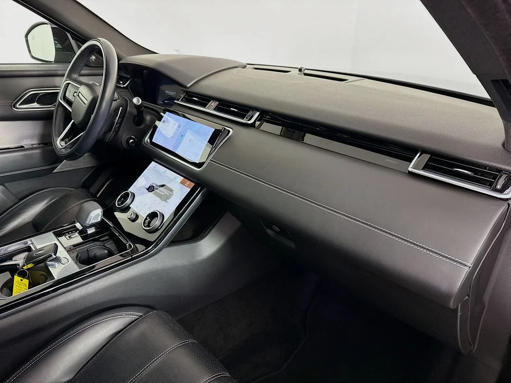 Used 2021 Eiger Gray Metallic Land Rover R-Dynamic HSE image 29