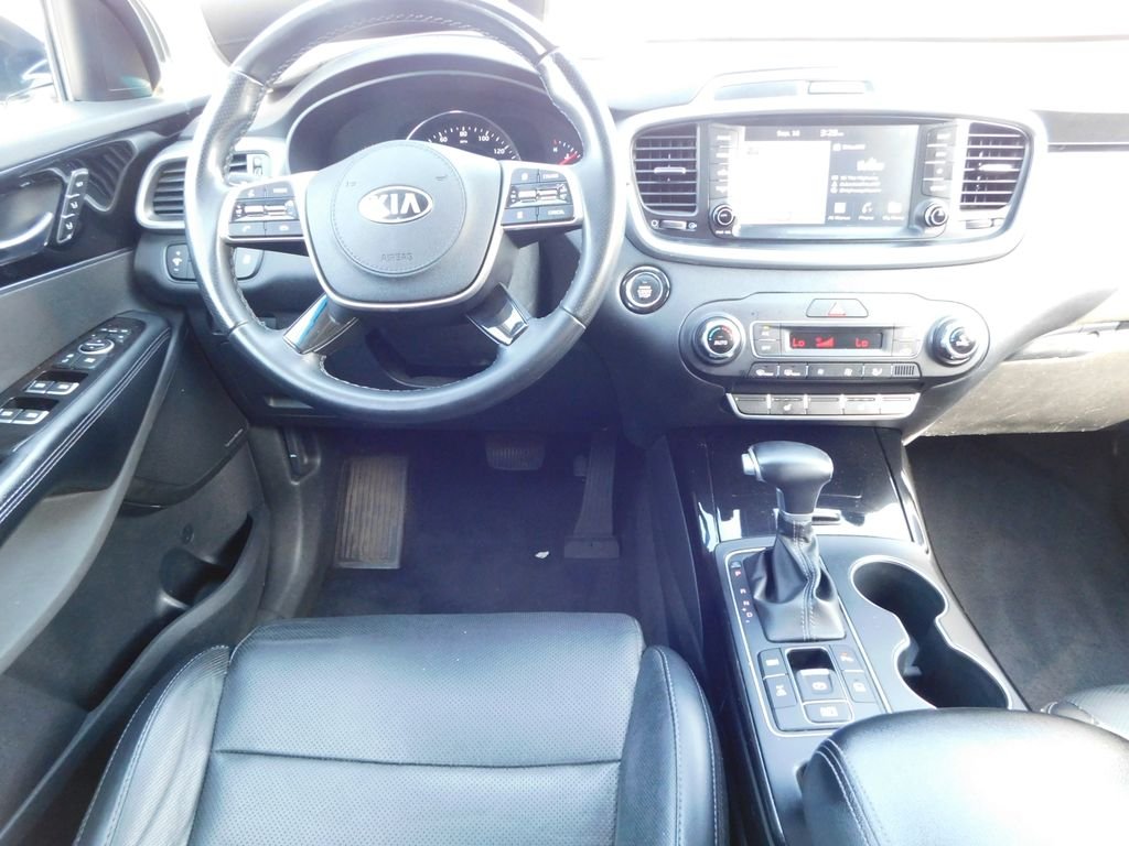 Used 2020 White Kia SX image 17