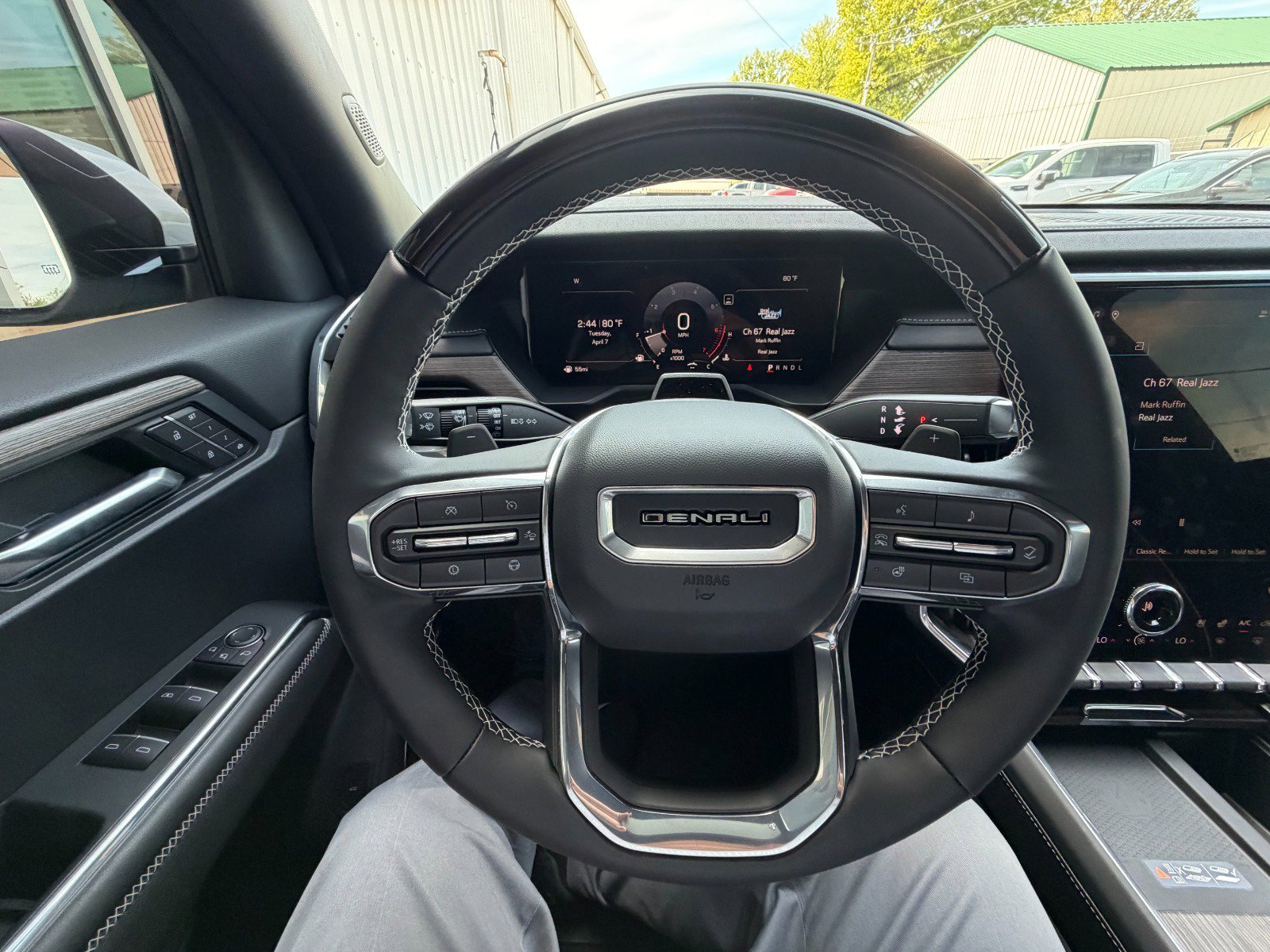 2026 GMC Acadia Denali - Photo 12