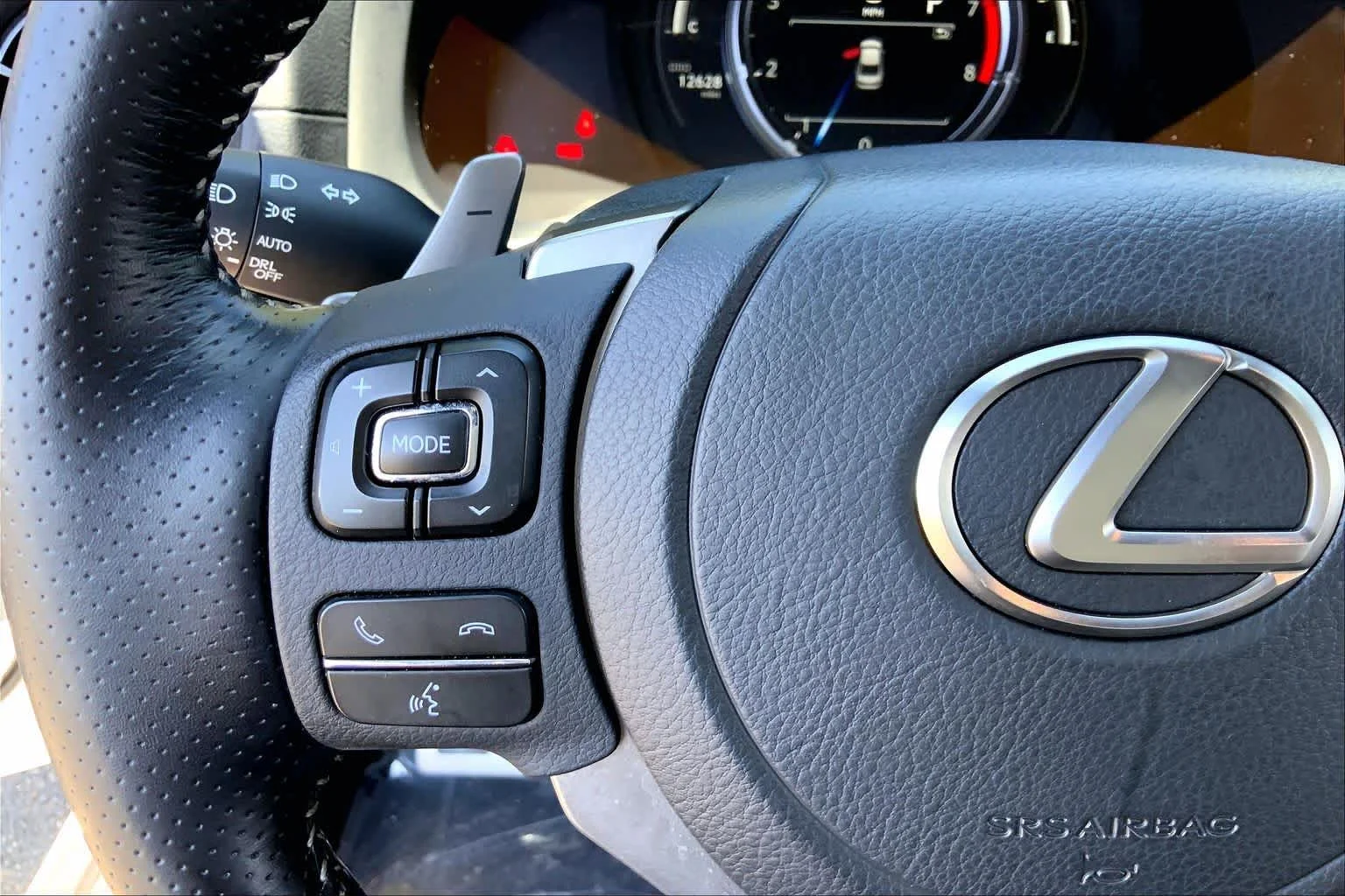 Certified Used 2025 ULTRA WHITE Lexus F SPORT image 24