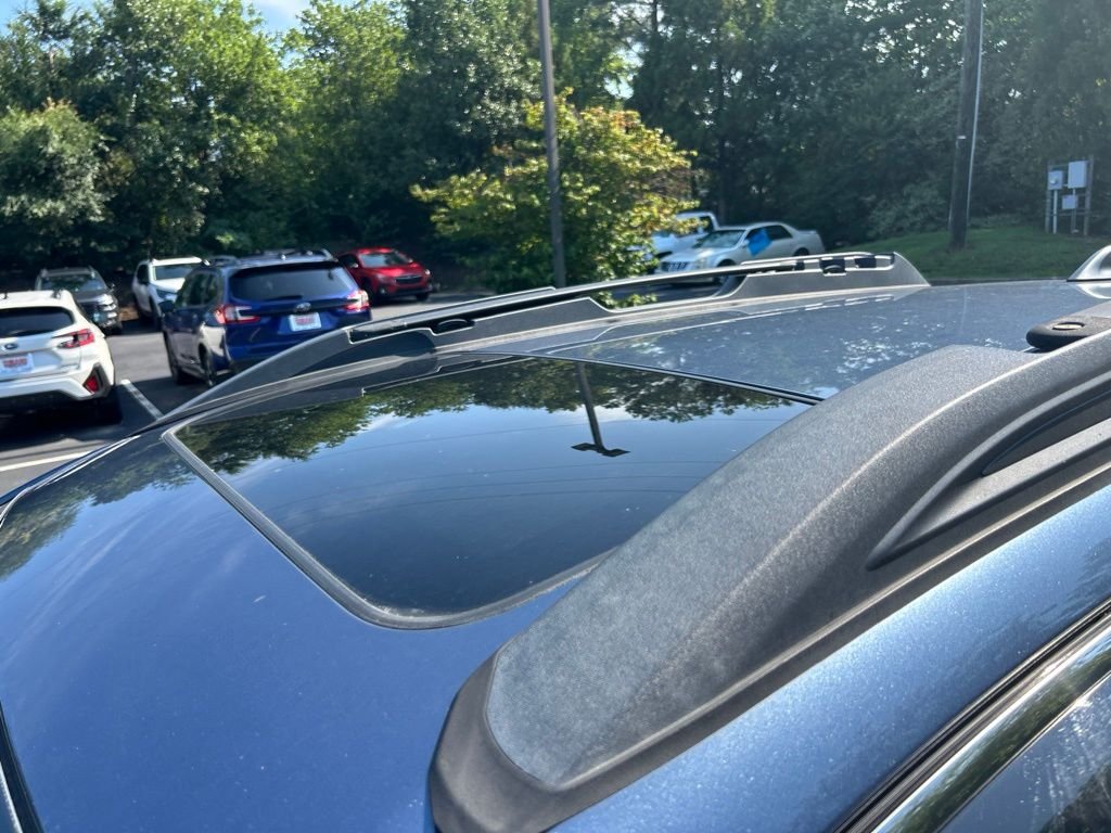 Used 2018 Blue Subaru 2.5i image 10