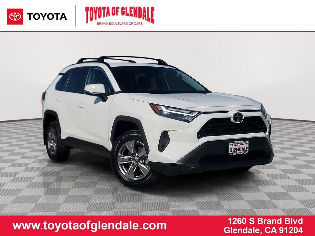 Used 2024 Ice Toyota XLE image 1