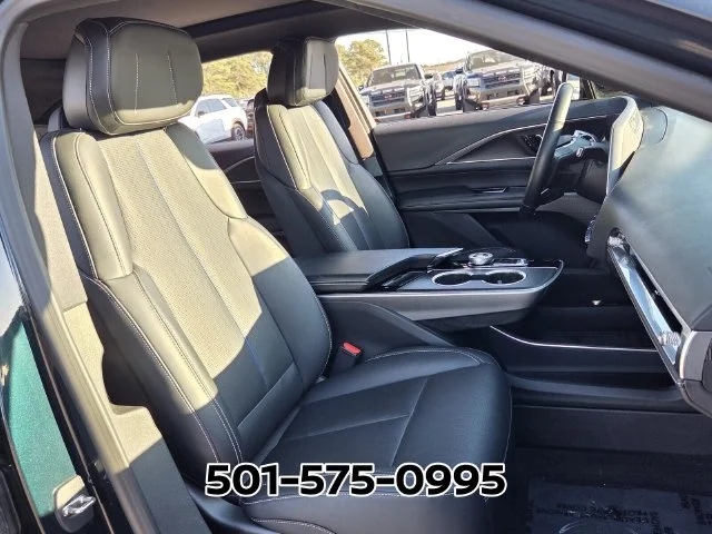 Used 2024 Green Cadillac Luxury image 20