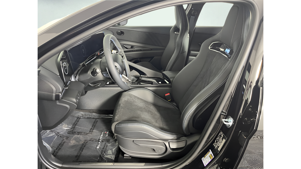 New 2026 Black Hyundai Base image 9