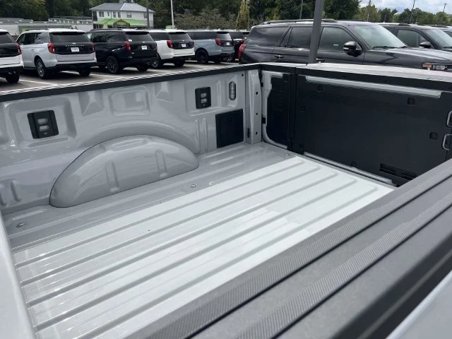 New 2026 White Ford Tremor image 8