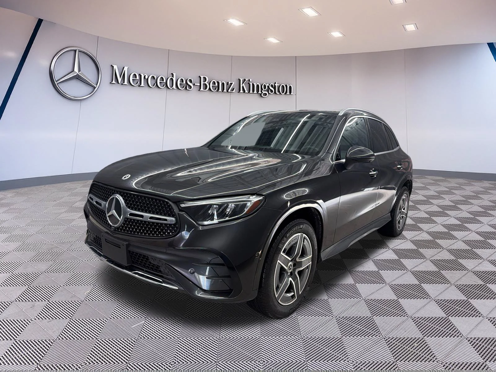 Used 2023 Grey Mercedes-Benz GLC 300 image 9