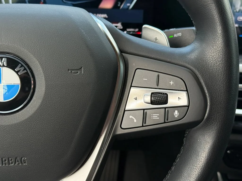Used 2024  BMW NA image 19