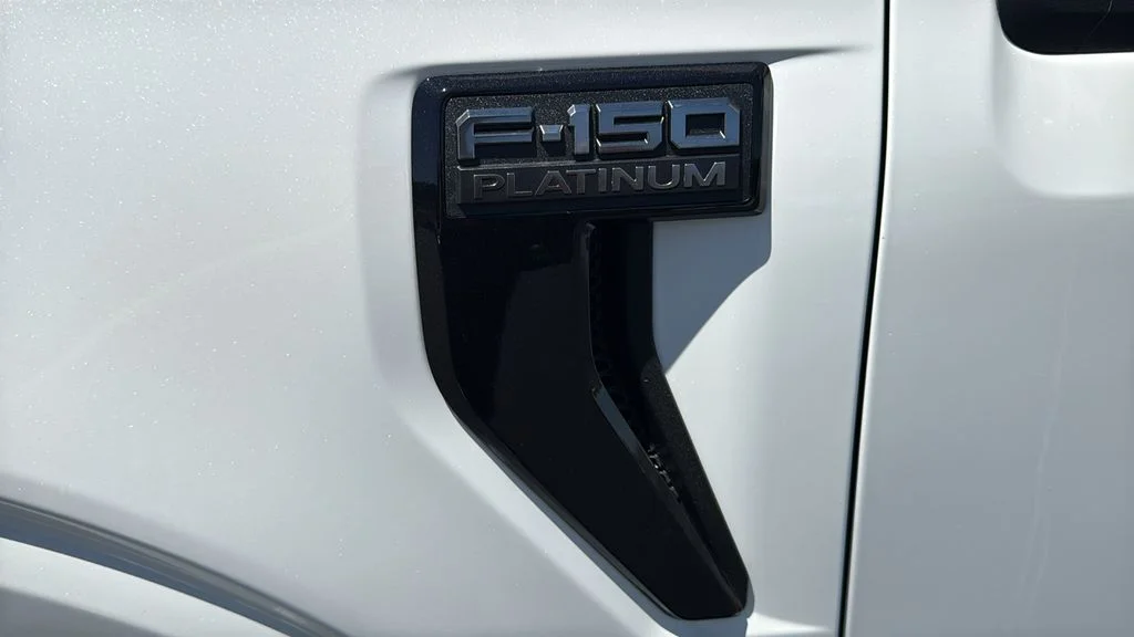 New 2026 Star White Metallic Tri-Coat Ford Platinum® image 5